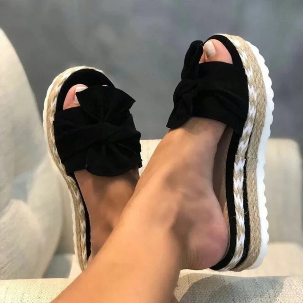 Women’s Bow Platform Slide Sandals for Casual Summer Wear Black