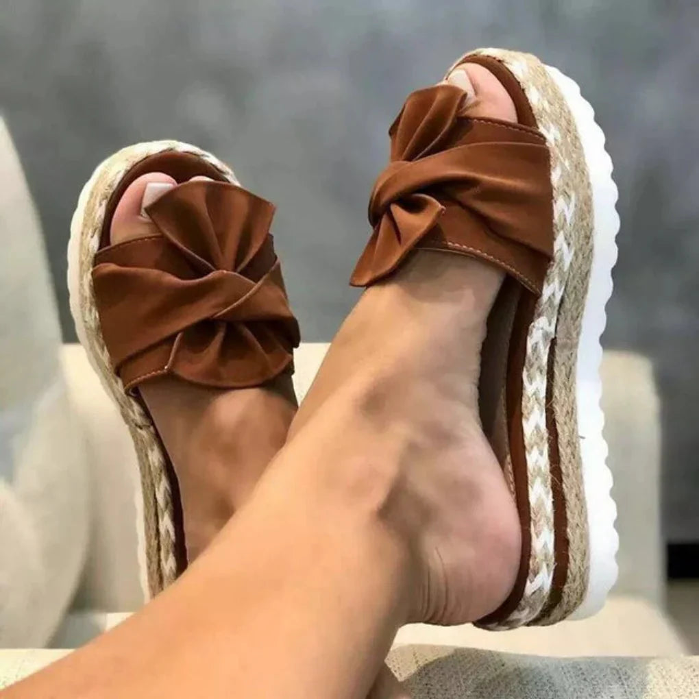 Women’s Bow Platform Slide Sandals for Casual Summer Wear Dark Brown