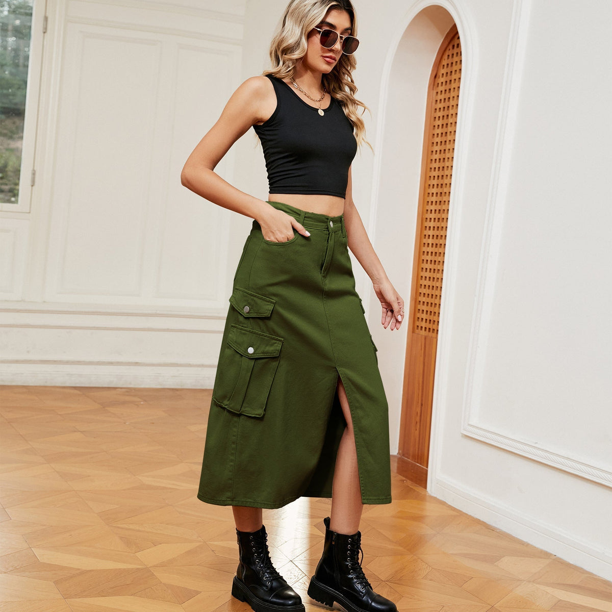 Women’s Elegant Denim Cargo Skirt