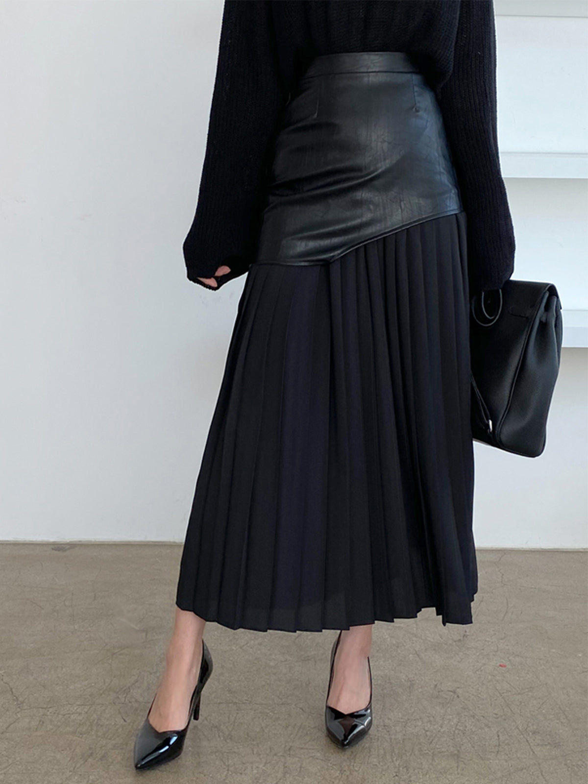 Women’s Elegant Asymmetrical Midi Skirt – Stylish Summer Look Black