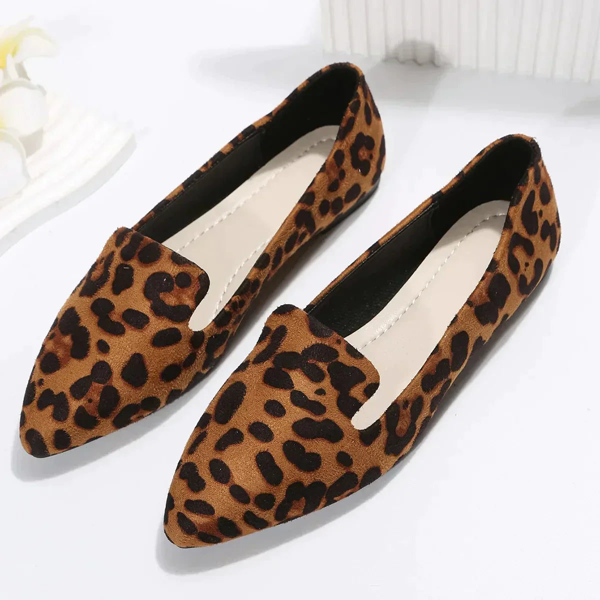 Women’s Elegant Leopard Pointy Toe Loafers