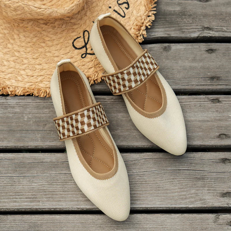 Women’s Elegant Ballerina Style Shoe Beige