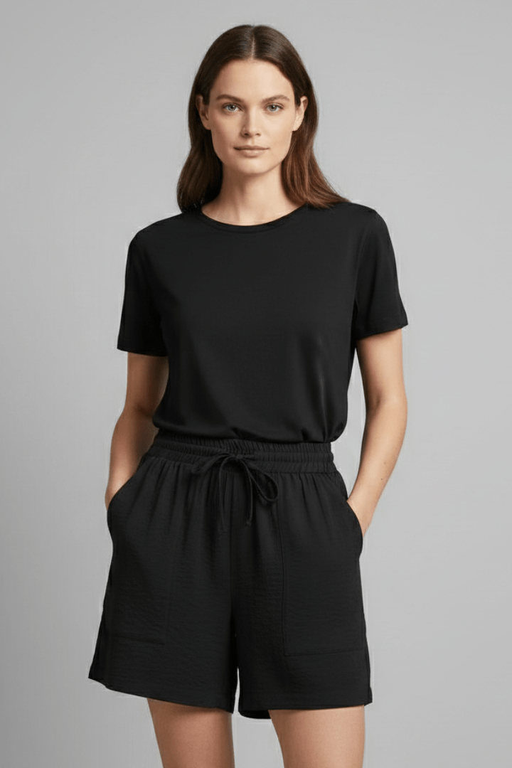 Women’s Casual Elastic Waist Drawstring Shorts for Summer Comfort