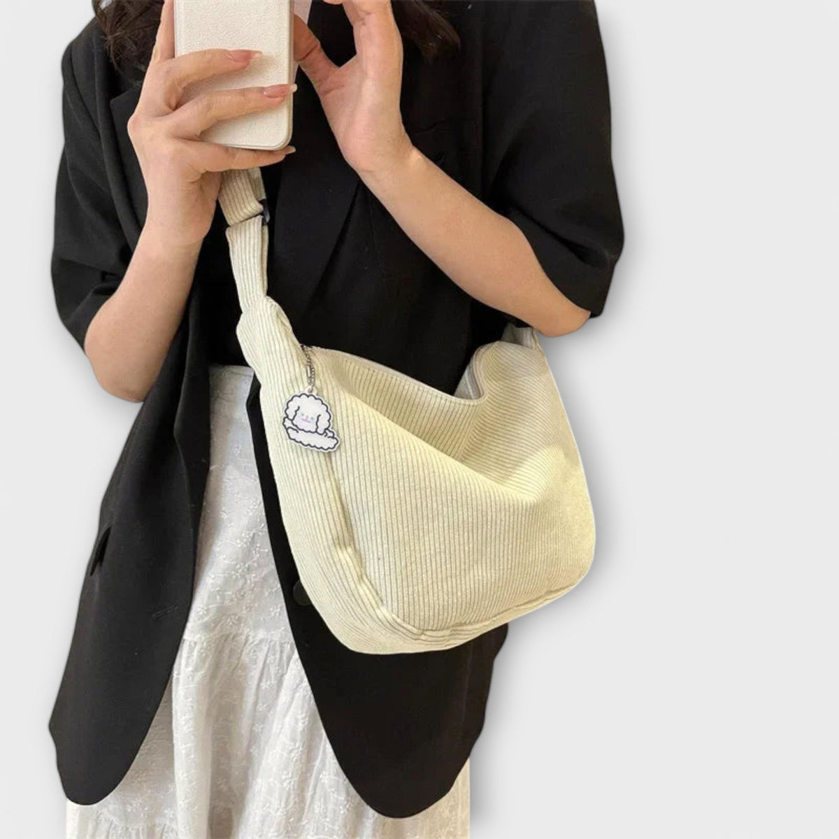Women’s Elegant Curved Shoulder Bag for Summer Styling