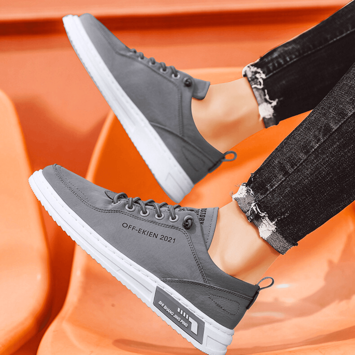 Men’s Comfortable Casual Sneakers