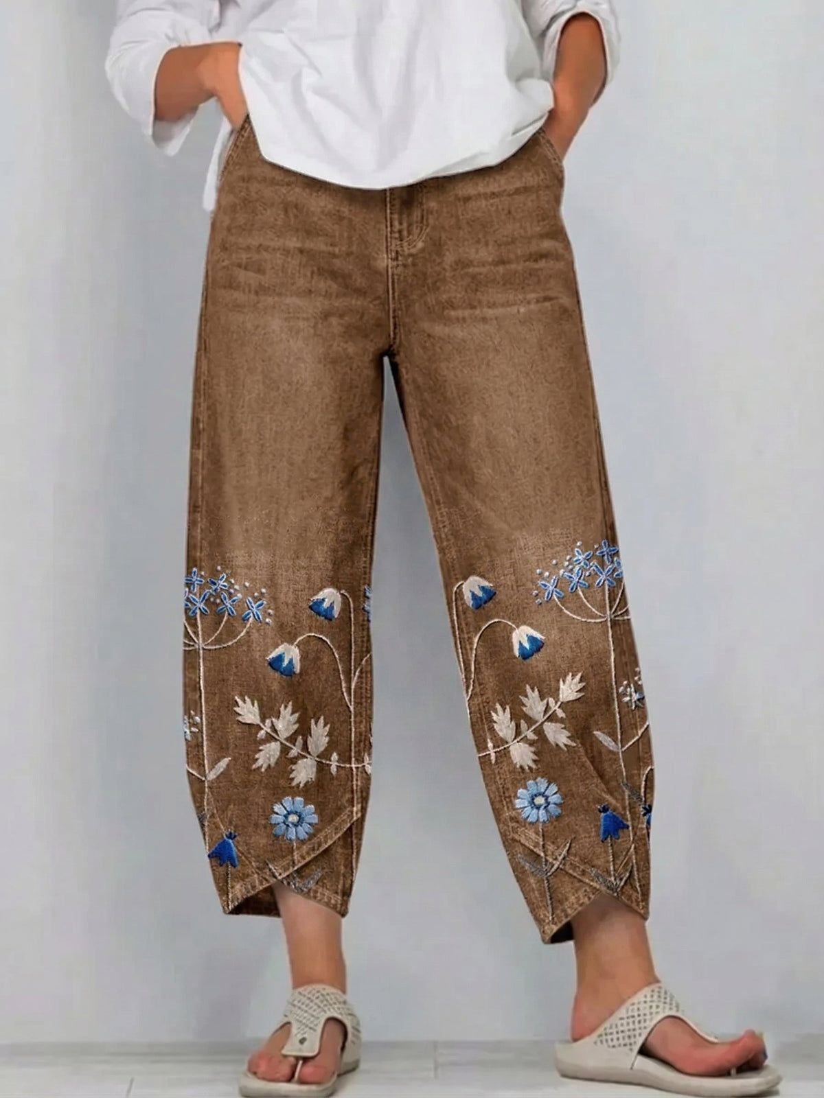 Women’s Casual Comfort Trousers with Relaxed Fit Brown