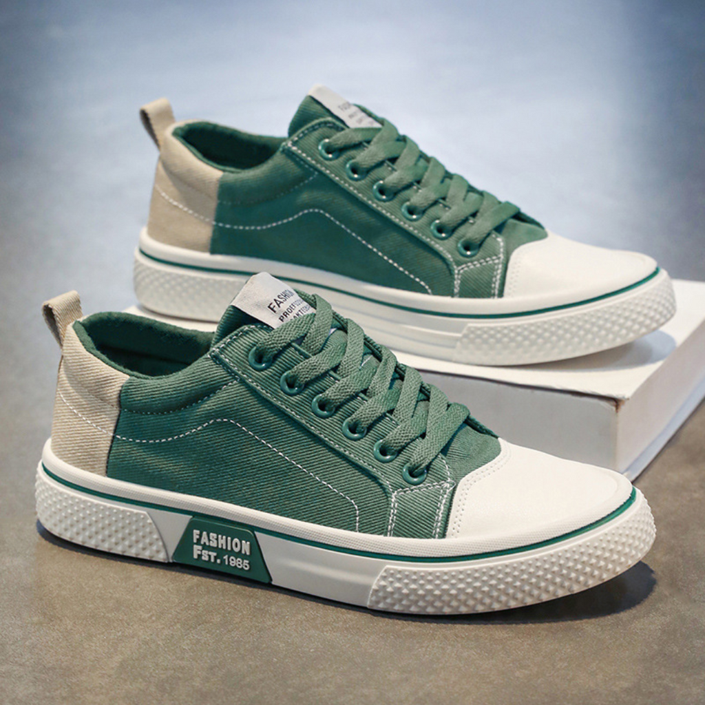 Men’s Comfortable Casual Sneakers