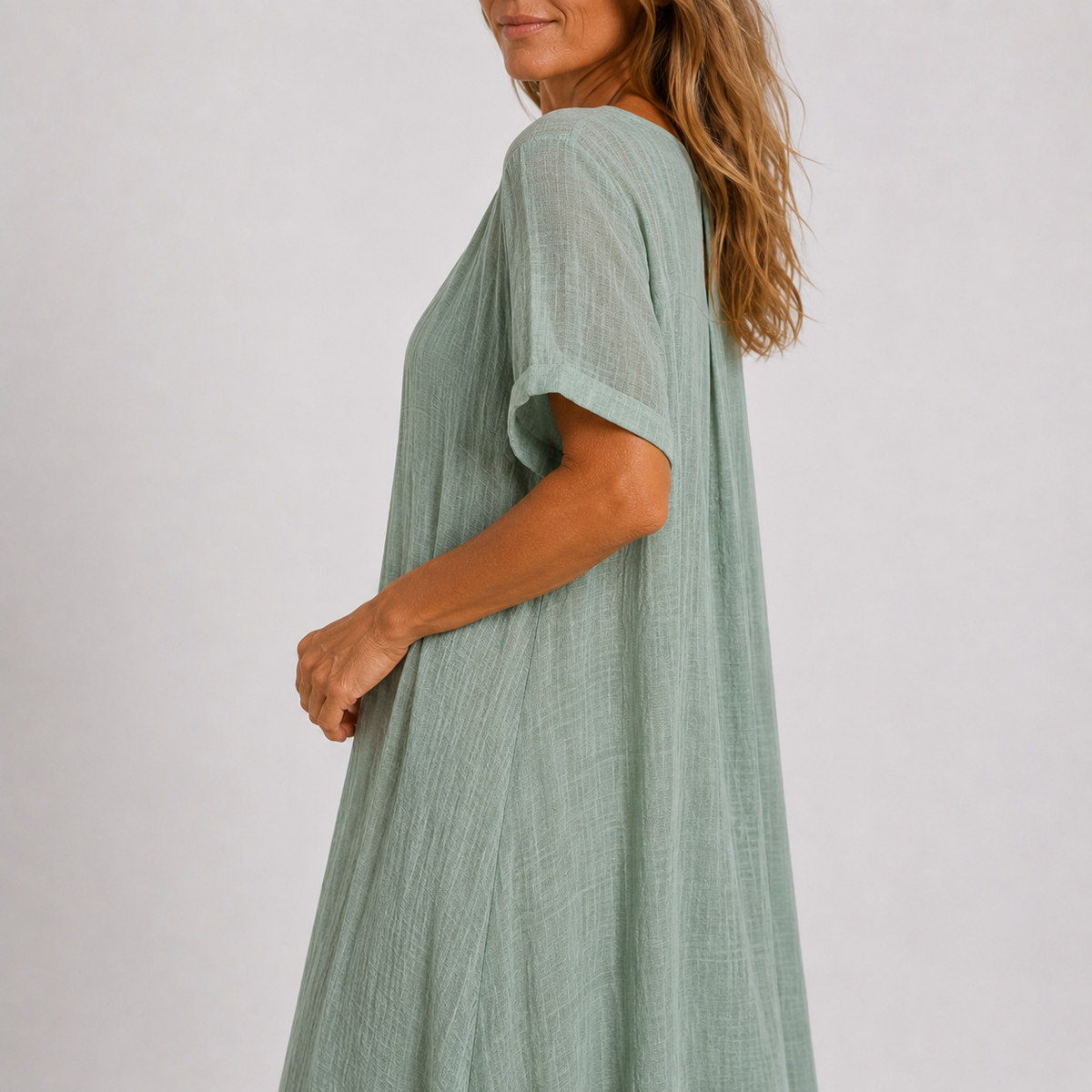 Women’s Flowing Maxi Dress