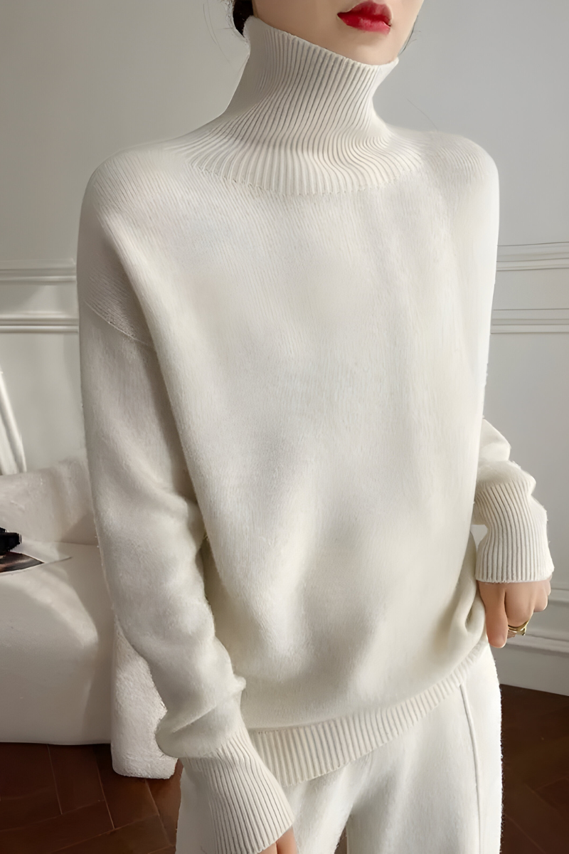 Women’s Knitted Roll-Neck Jumper White