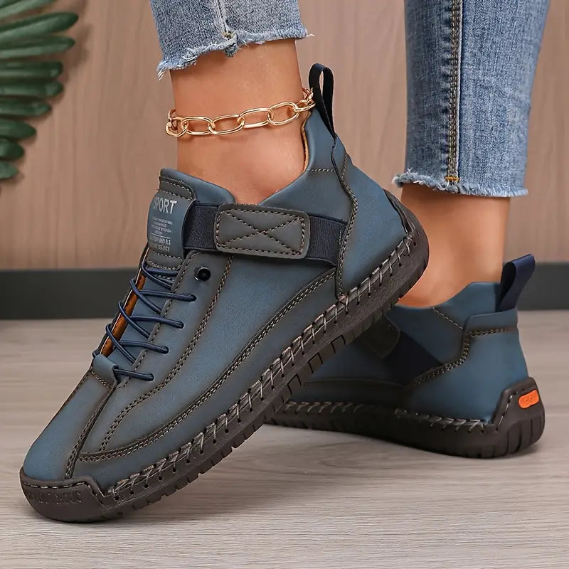 Women’s Classic Lace-Up Casual Sneakers Navy