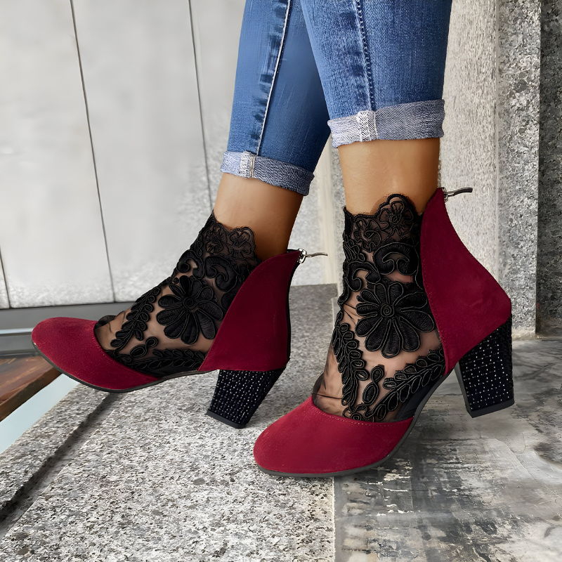 Women’s Stylish Breathable Wide-Fit Heels