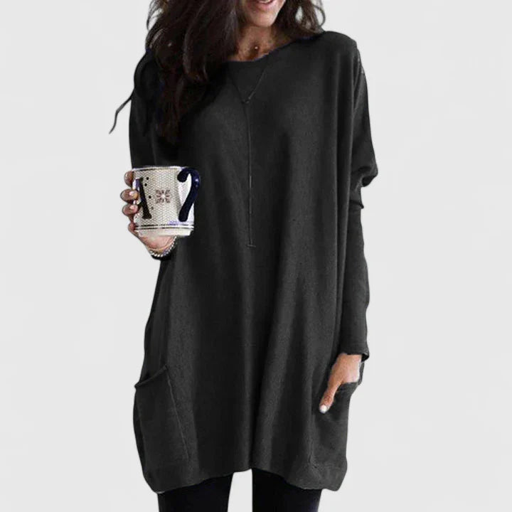 Women’s Comfortable Relaxed-Fit Tunic with Pockets Black
