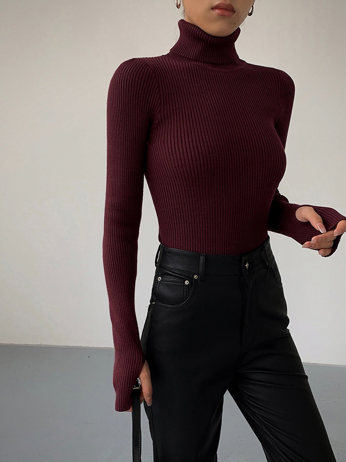 Women’s Ribbed Turtleneck Lightweight Knit Jumper