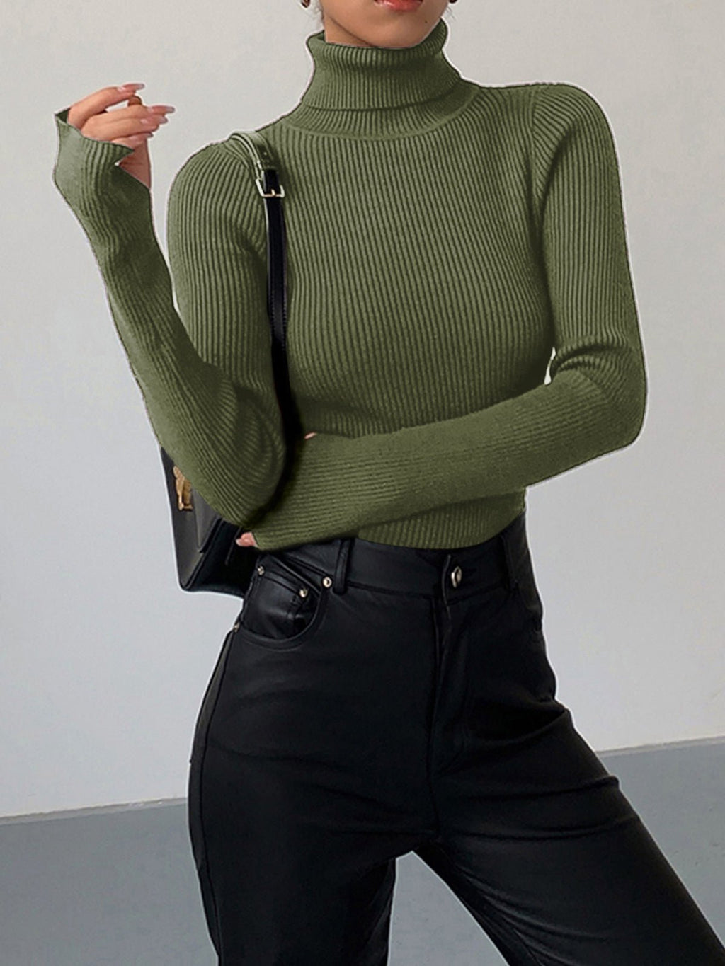 Women’s Ribbed Turtleneck Lightweight Knit Jumper Green