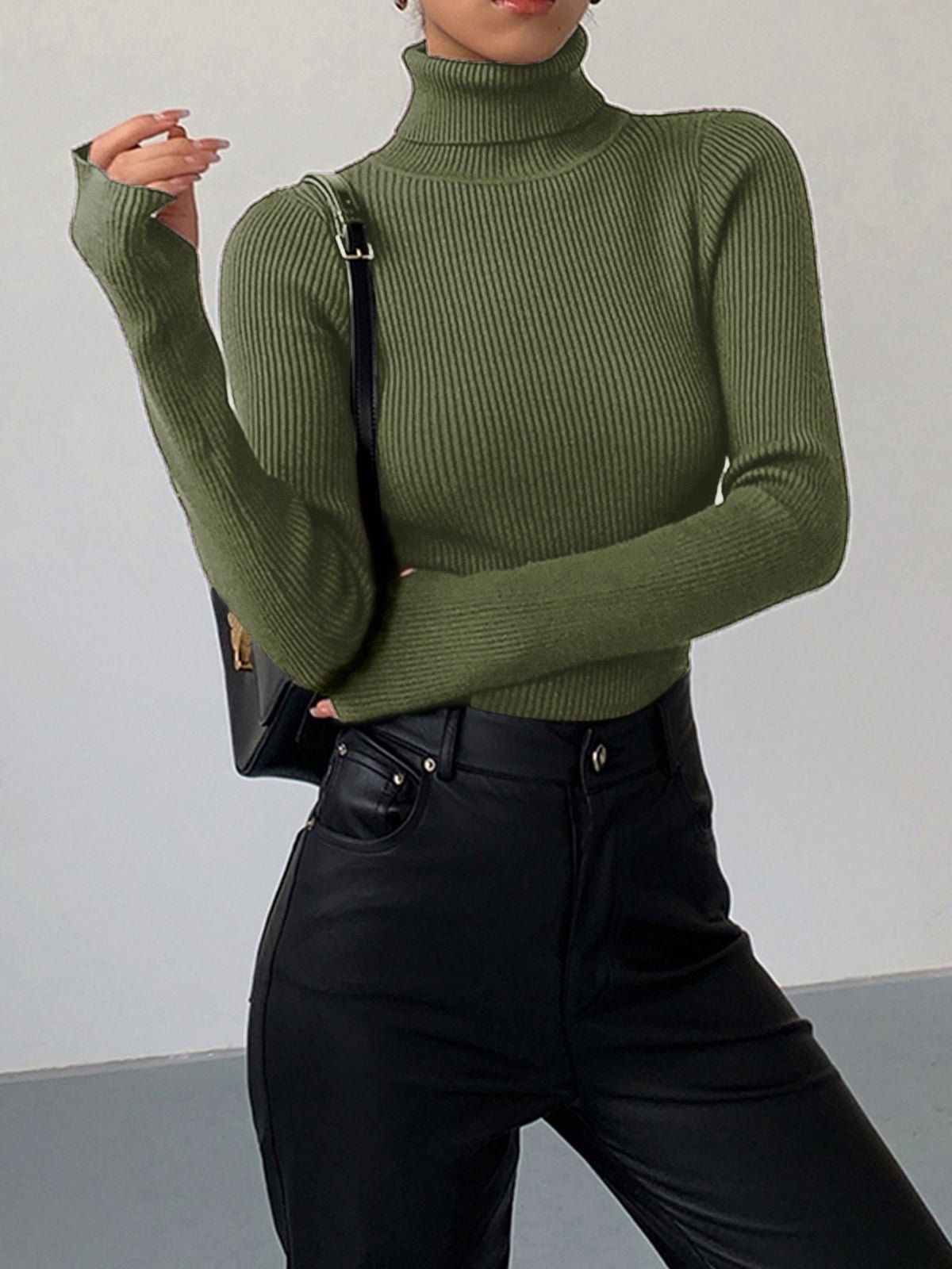 Women’s Ribbed Turtleneck Lightweight Knit Jumper Green