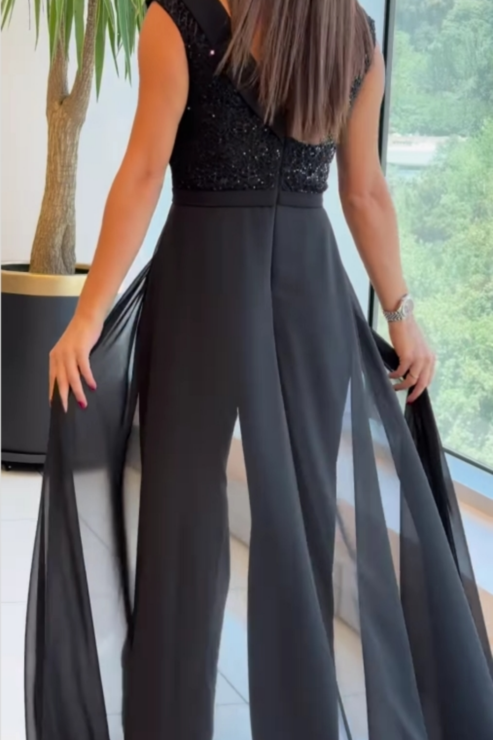 Women’s Stylish Sleeveless Jumpsuit