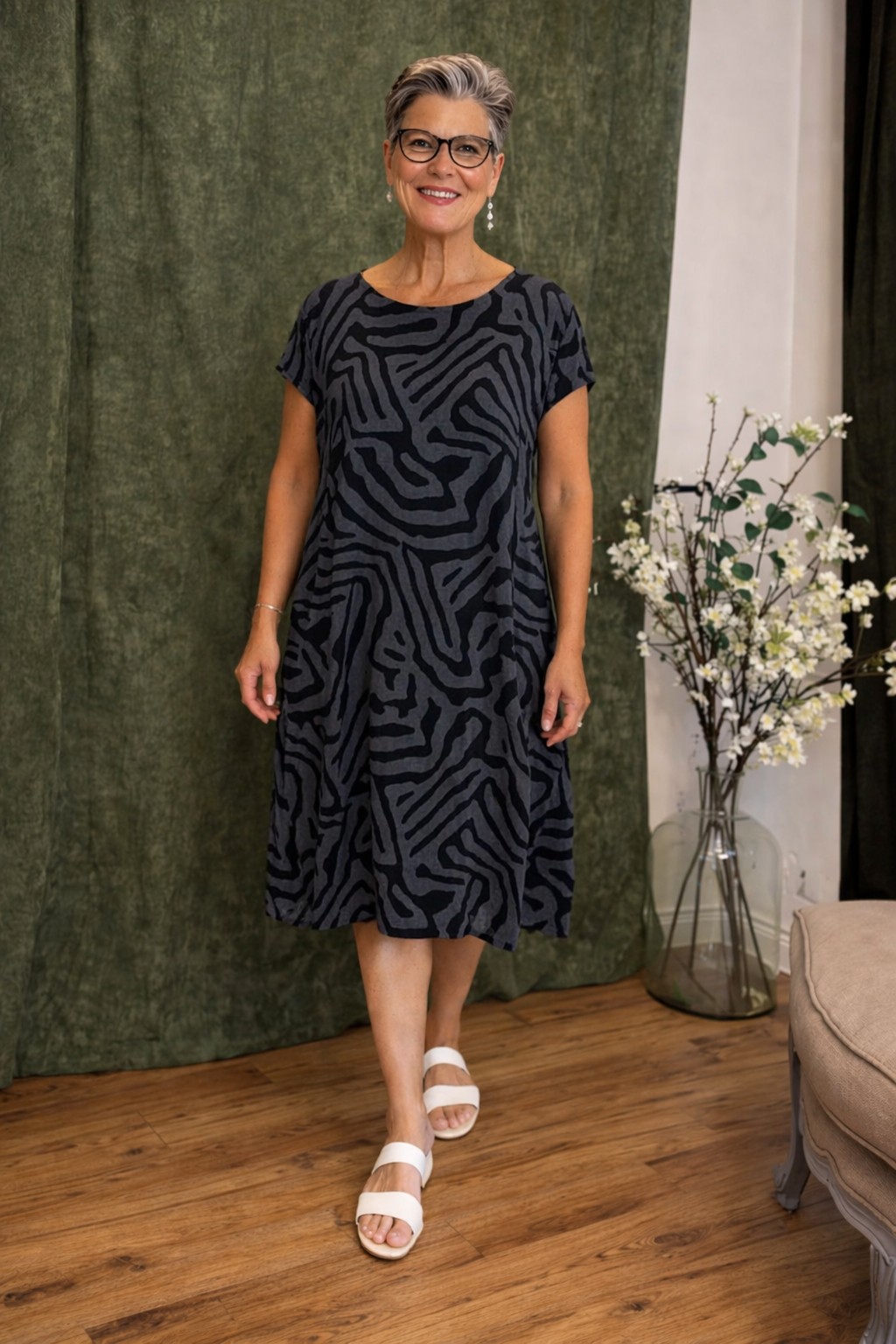 Women’s Relaxed Summer Midi Dress Black