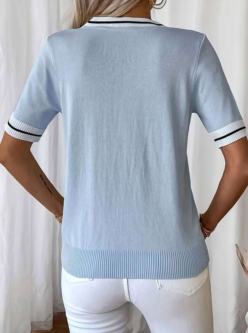 Women’s Contrast-Trim Tie-Front Short-Sleeve Jumper with V-Neck