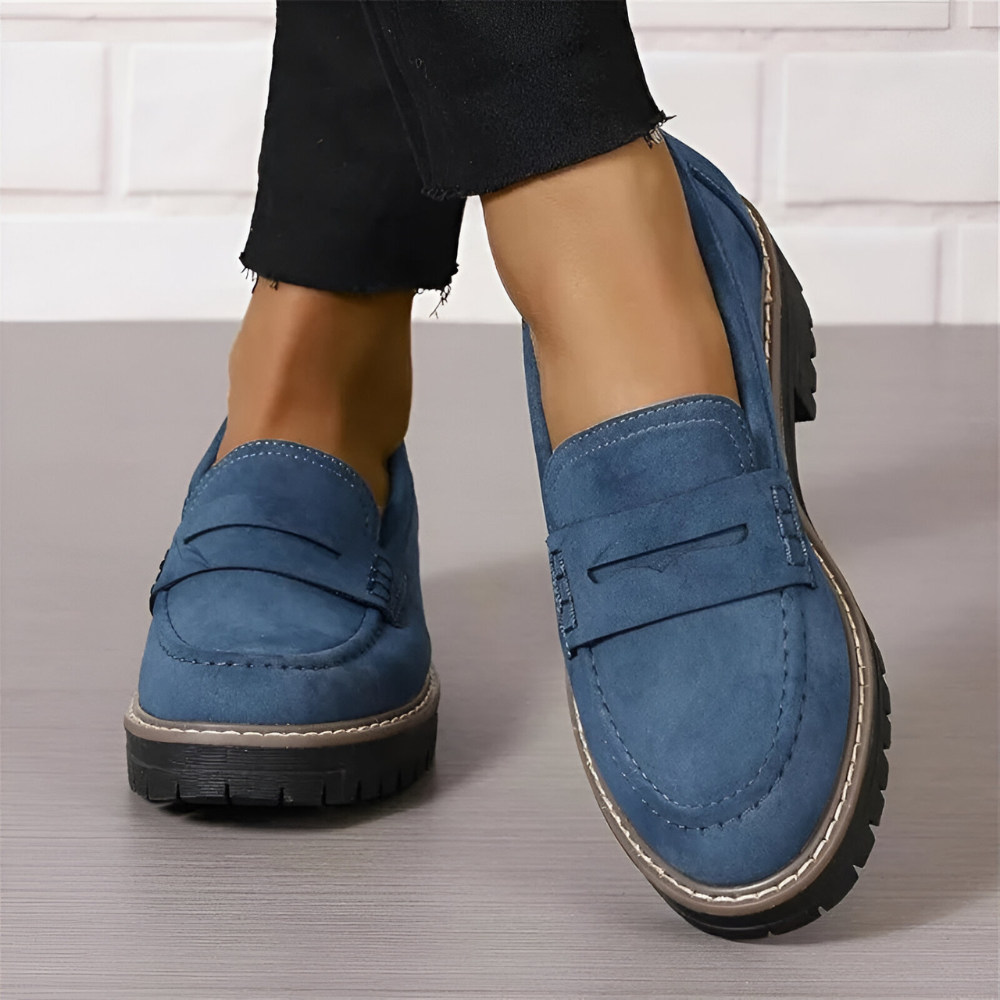 Women’s Wide Fit Comfort Loafers