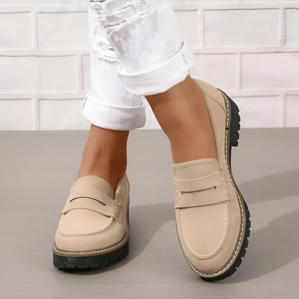 Women’s Wide Fit Comfort Loafers Beige