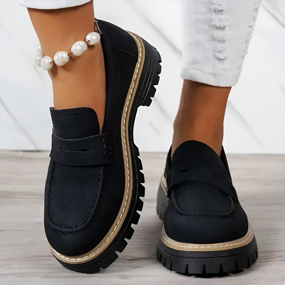 Women’s Wide Fit Comfort Loafers Black