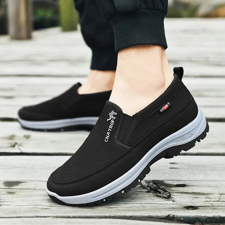 Men’s Comfortable Wide Fit Trainers with Cushioned Sole Black