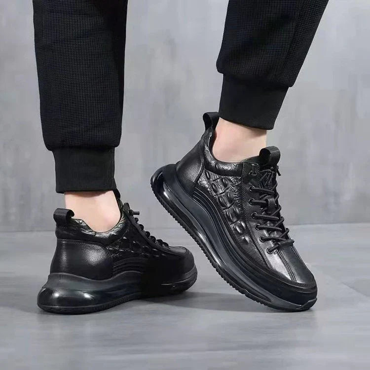 Women’s Comfortable Wide Fit Leather Trainers with Arch Support Black